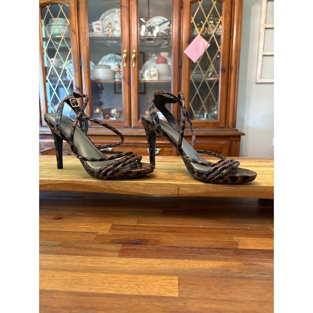 Worthington Strappy Sandals Womens 8 Brown Excellent Snakeskin Stiletto Lavezzi